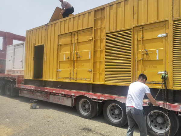 卫辉汽油发电机对供油装置的要求